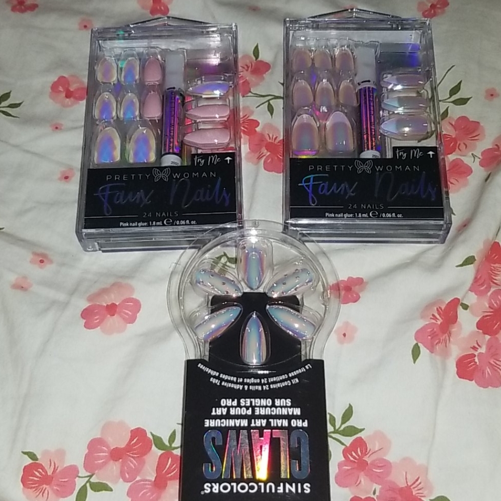 3 Sets of Faux Nails